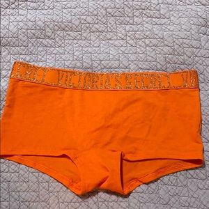 Boy short victoria secret underwear